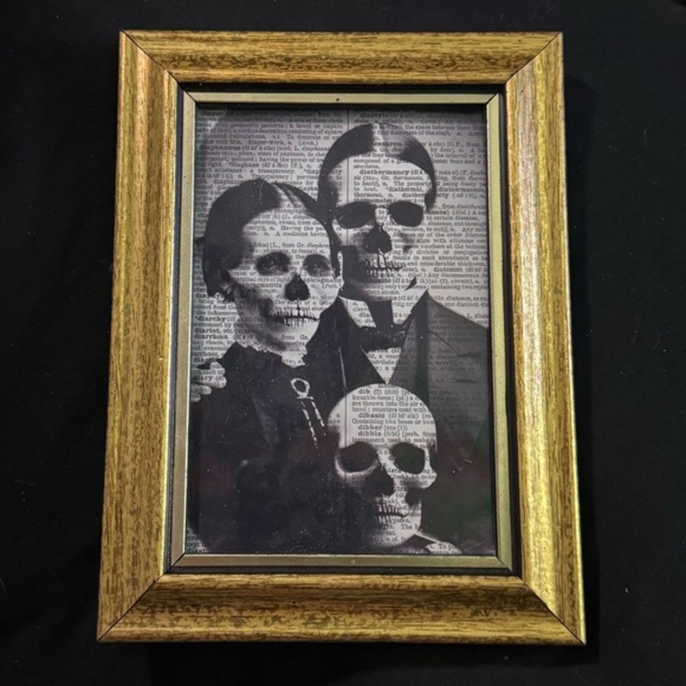 Macabre Family Art in 4X6 frame